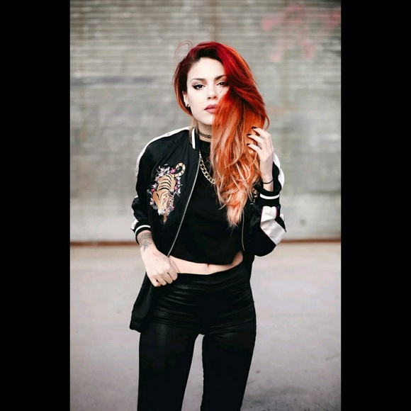 H&M Oriental Black Tiger Satin Bomber Jacket ASO 8 - Picture 2 of 8